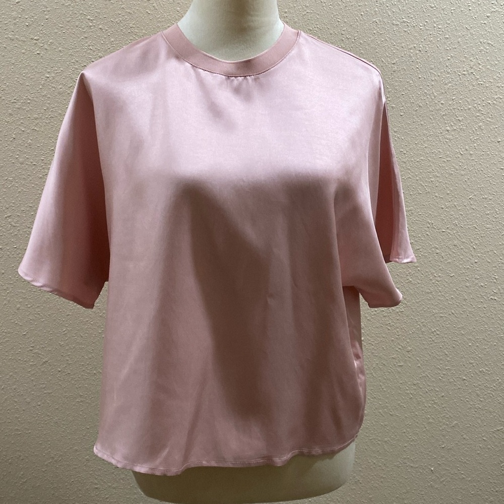 Cute satin top NWT from A New day.